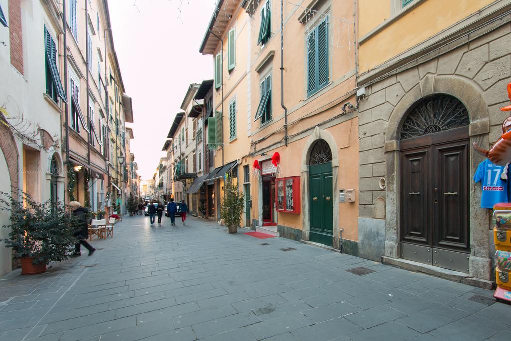 Bonnes Vacances A Pietrasanta Exteriör bild